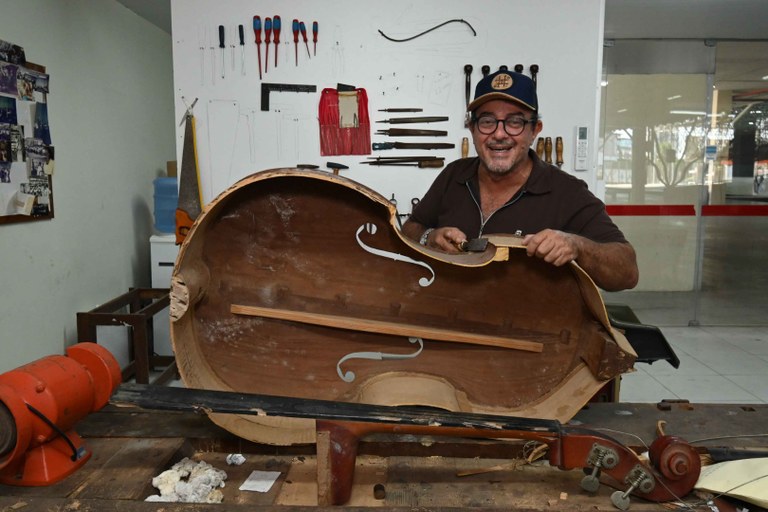 2026.04.29 Luthier Felix © Carlos Rodrigo (13).JPG