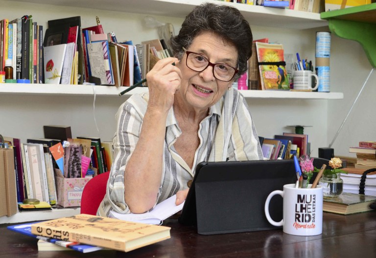 Maria Valeria Rezende - 03 - foto Adriano Franco.jpg