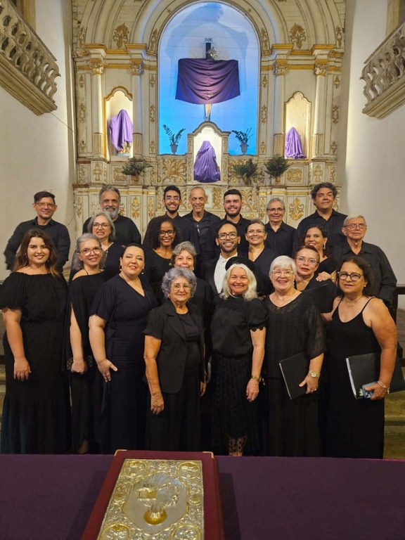 Coro de Câmara Villa-Lobos - Divulgação.jpg