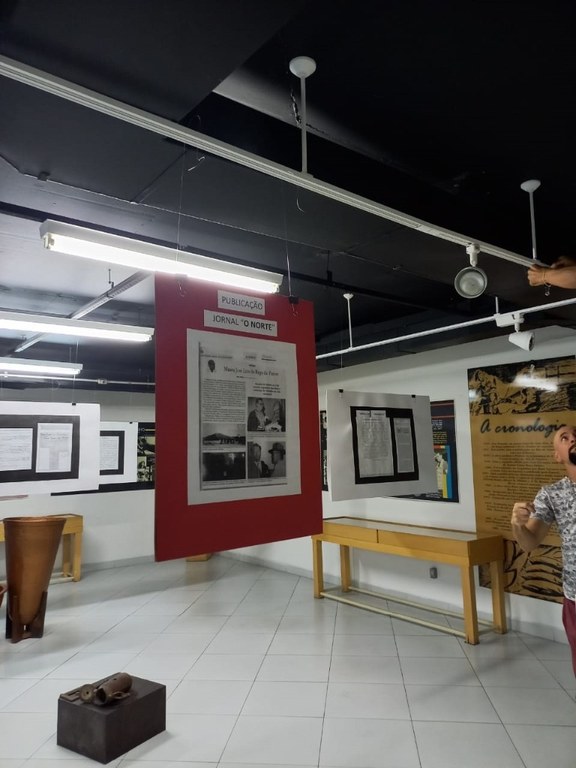Montagem da exposição 3.jpeg Montagem da exposição 3.jpeg
