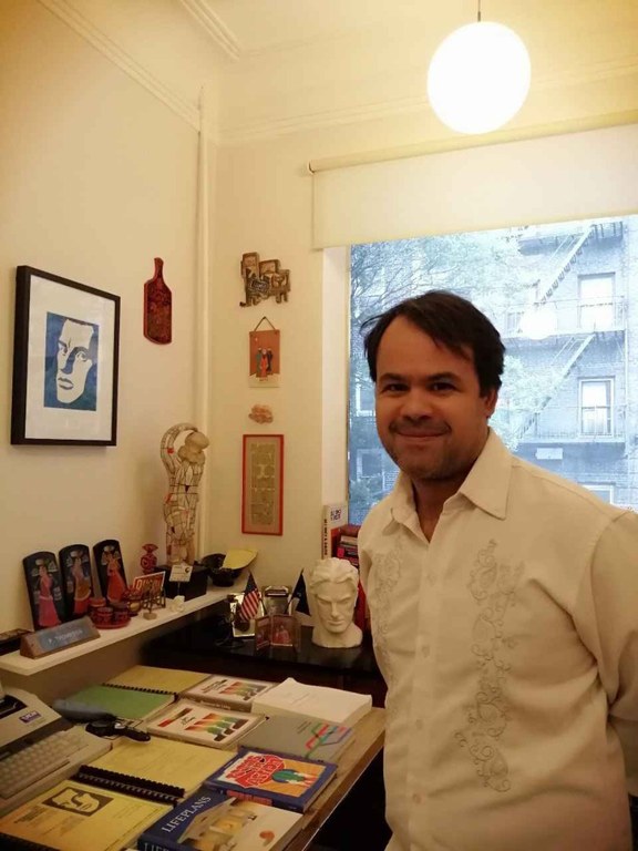 Astier Basílio - casa em que Maiakóvski morou quando escreveu o seu primeiro livro.jpg