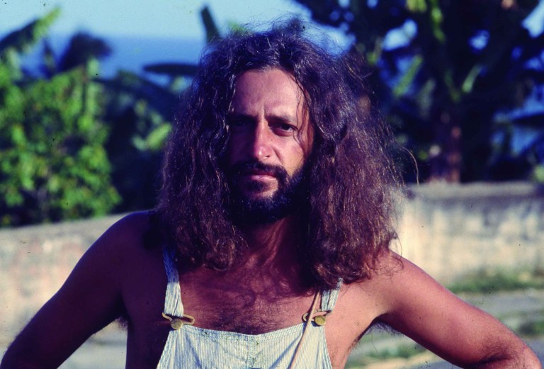 Alceu Valença no Alto da Sé, em 1980 Crédito Cafi.jpg