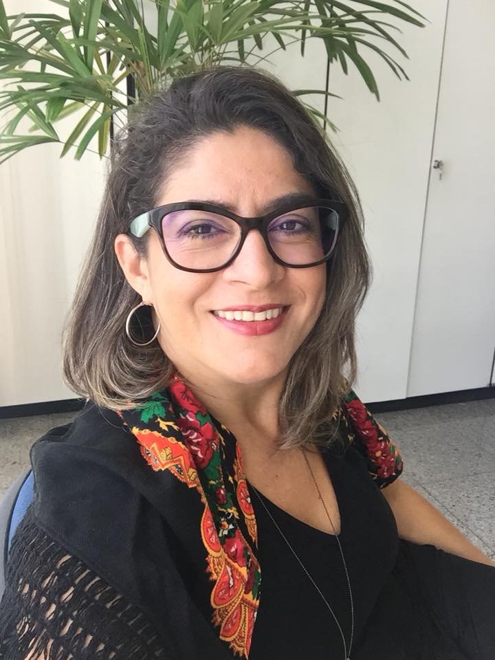 3 - Edileide Vilaça - Facebook.jpg