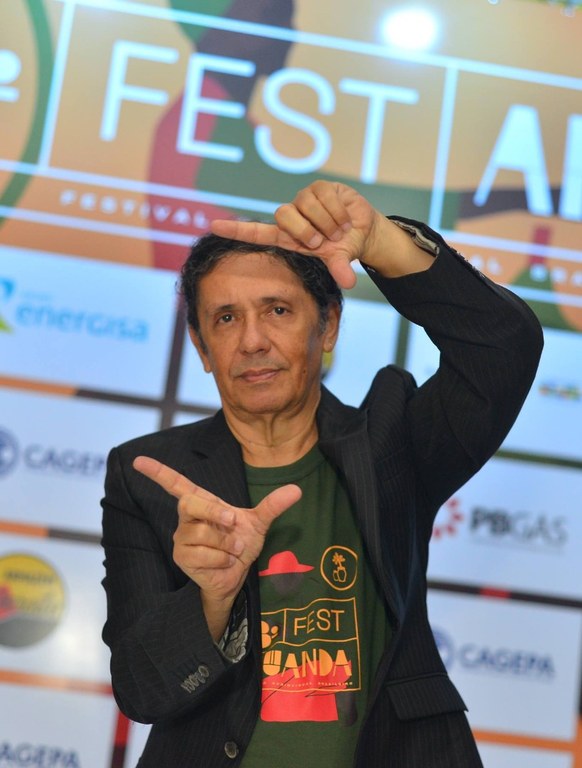 FOTO LUCIO ABERTURA 18 EDIÇÃO - Foto Mano Carvalho.jpg