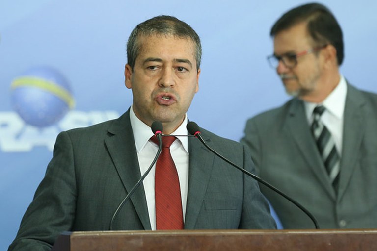 ministro.jpg