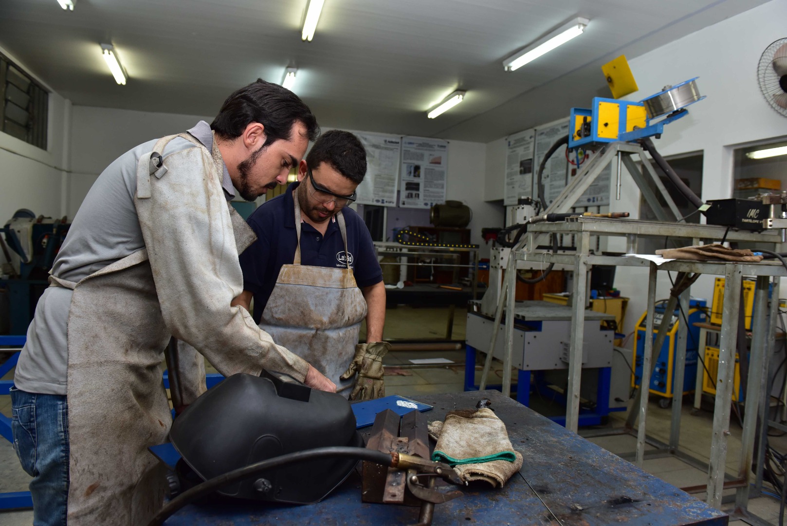 Pesquisadores-do-Laboratório-de-Soldagem-da-Universidade-Federal-de-Campina-Grande-(2).jpg