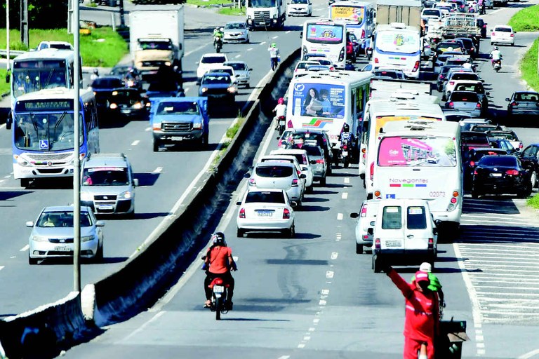 ARQUIVO poluição no transito © roberto guedes (1).jpg