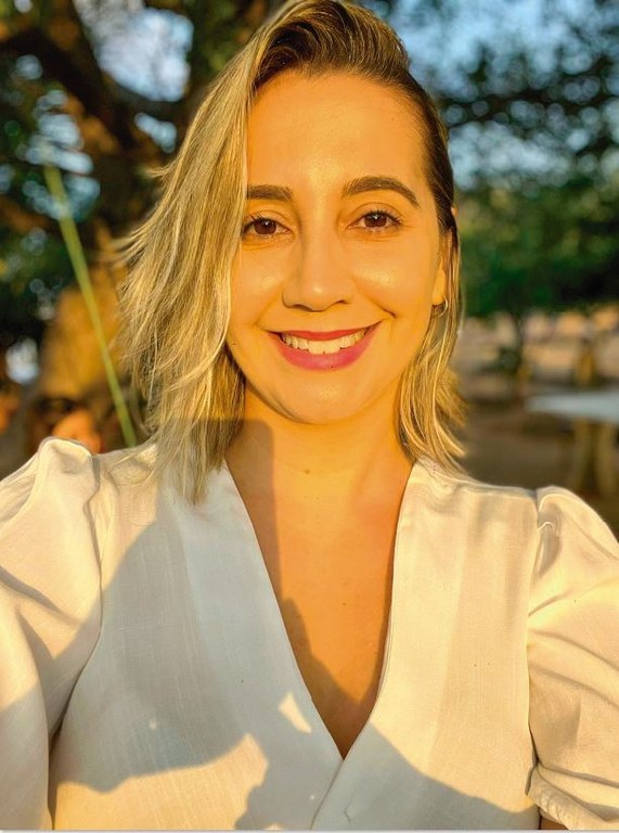 aline paiv.JPG