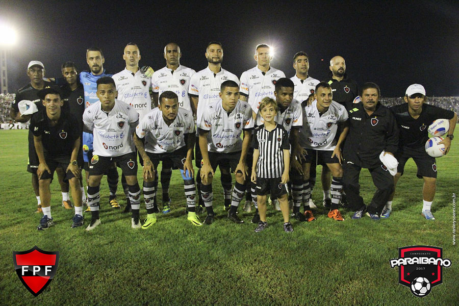 Elenco campeão do Paraibano 2017