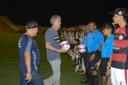 ricardo inaugura gramado do estadio amigao_foto walter rafael (10).JPG