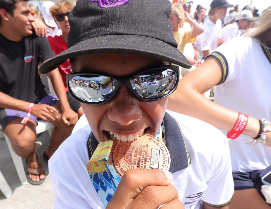 Orgulho enorme de fazer parte desse time.Seleção Brasileira Júnior conquistando o 3º lugar no Mu.jpg