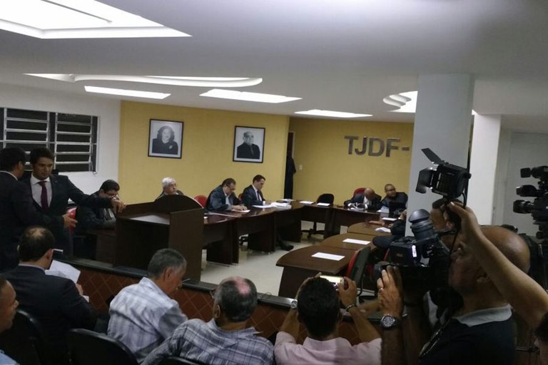 sessão.jpg