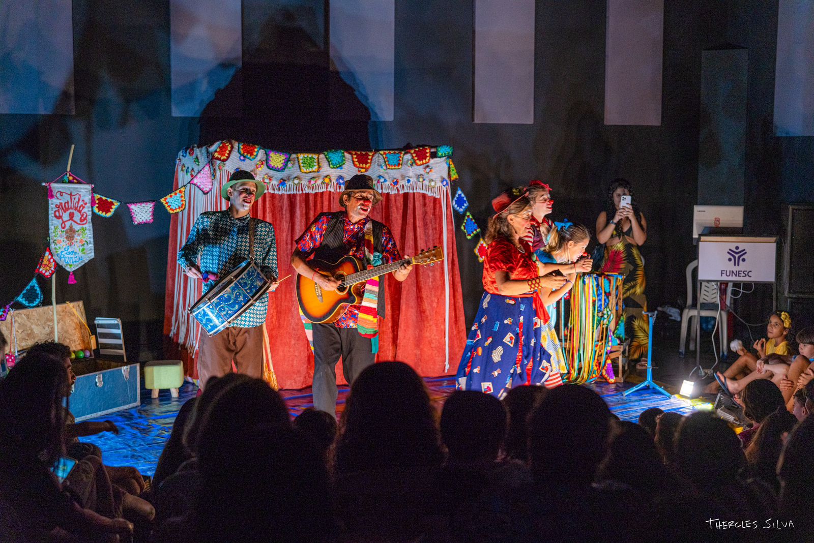 Até o dia 26 de julho, projeto “Férias Funesc” promove apresentações gratuitas de circo, dança, música e teatro, entre outras | Foto: Thercles Silva/Funesc