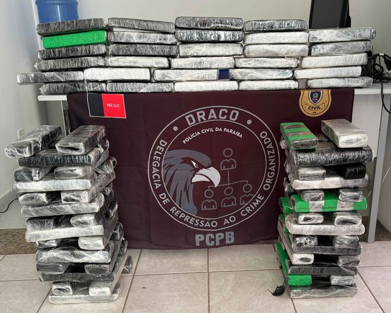Apreensão Polícia Civil.jpg Apreensão Polícia Civil.jpg