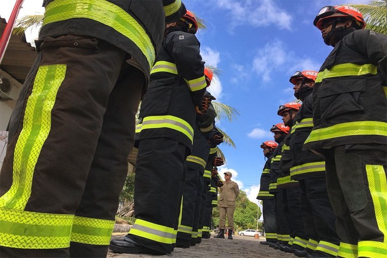 27-11-2017-f-bombeiros.jpg 27-11-2017-f-bombeiros.jpg
