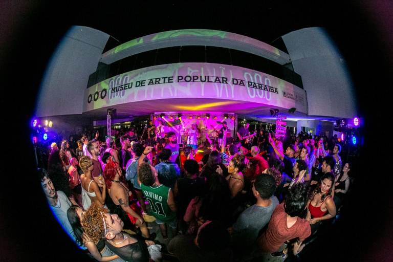 Foto-Divulgação-Zepelim-e-o-Sopro-do-Cão-(1).jpg