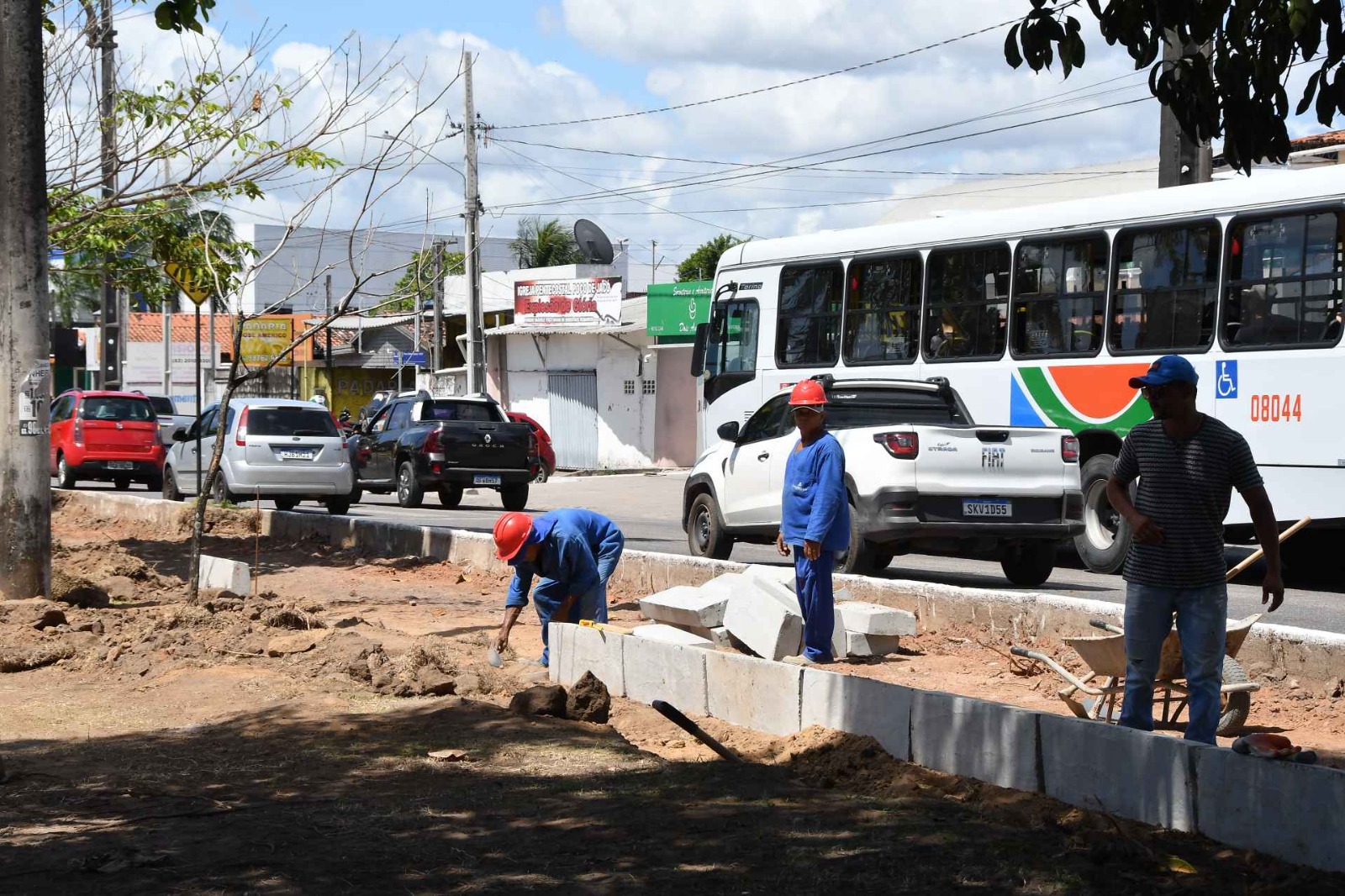 Obras Hilton solto.jpeg