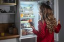 mulher-geladeira---Freepik.jpg