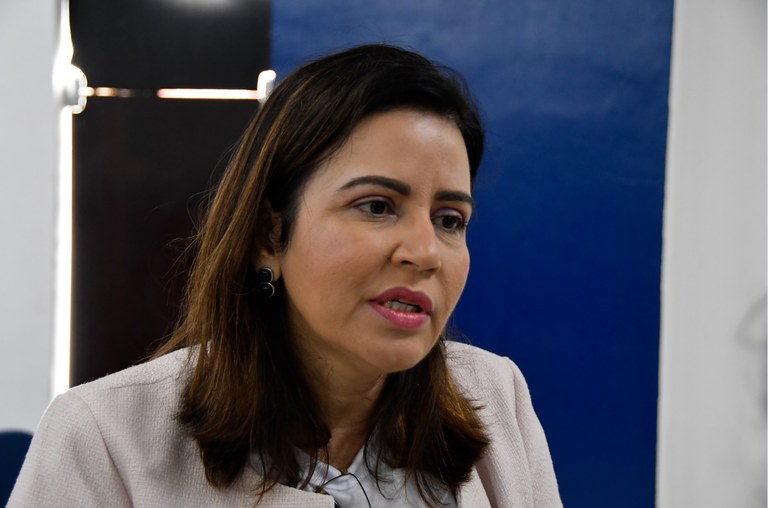 POLIANA.jpg