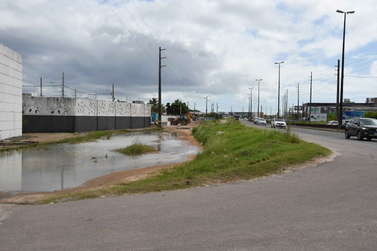 2023.07.31_condominios invadem faixa de dominio BR 230 © roberto guedes (3).JPG