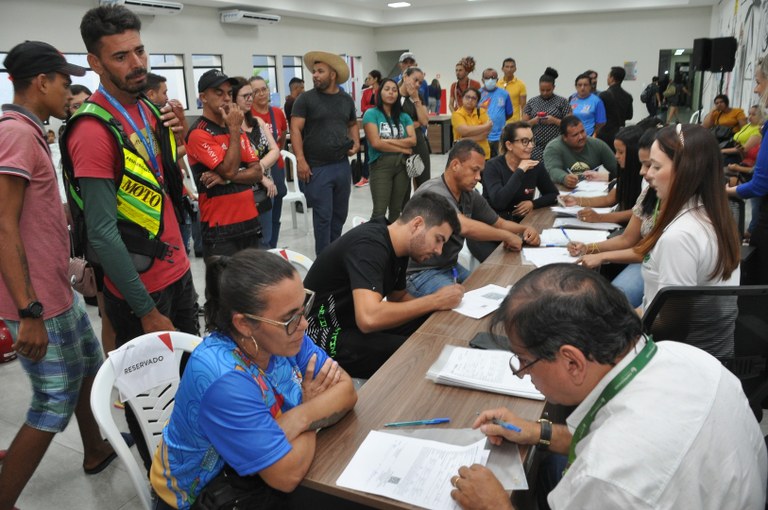 assinatura_contratos_empreender_sao_joao_cg_fabiana_veloso (2).JPG