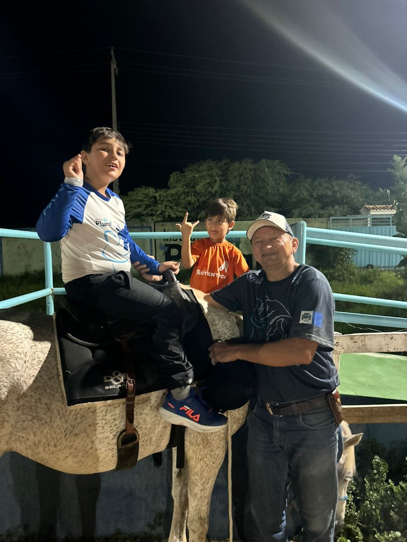 DAVI LEITE E RIVANIO - Acervo Zinho Leite (4).jpeg