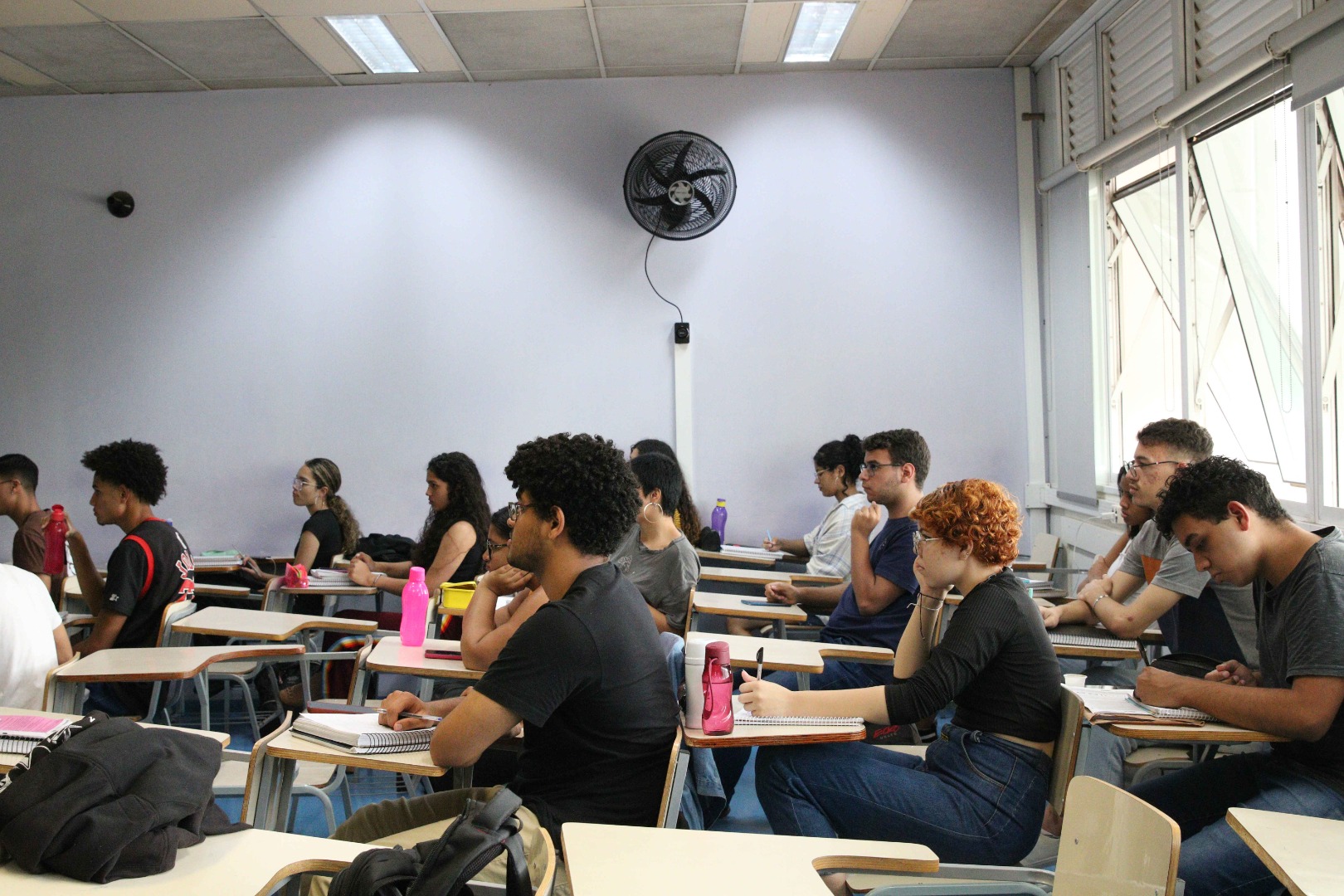 Estudantes 2_Rovena Rosa_Agência Brasil.jpg