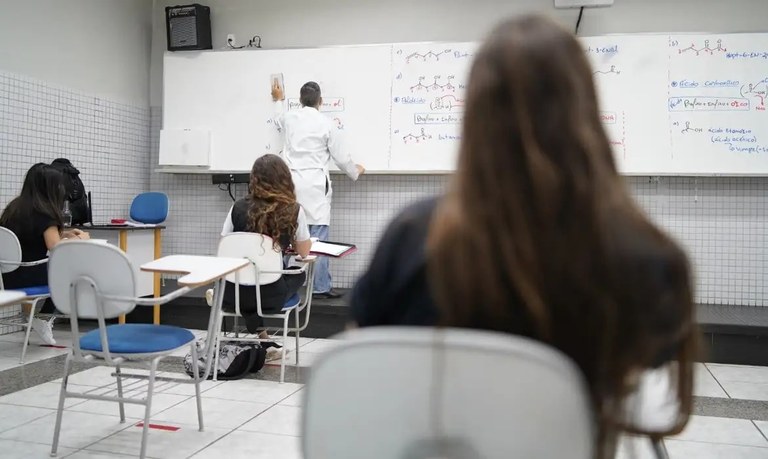 alunos pe de meia.jpg