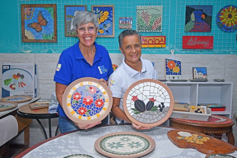 2025.11.26 artesãs Tereza Cristina e Cristiane Maranhão © Carlos Rodrigo (4).JPG