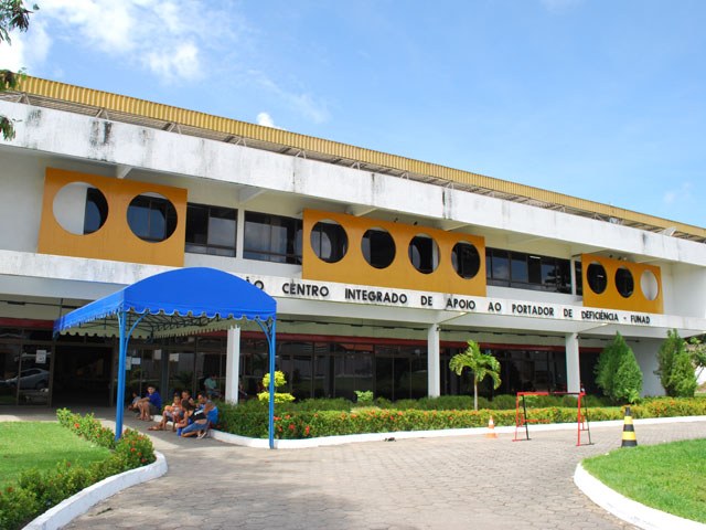 fachada-funad-_foto-Walter-Rafael-2.jpg