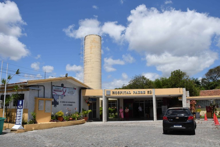 padre-zé-foto-roberto-guedes.jpg