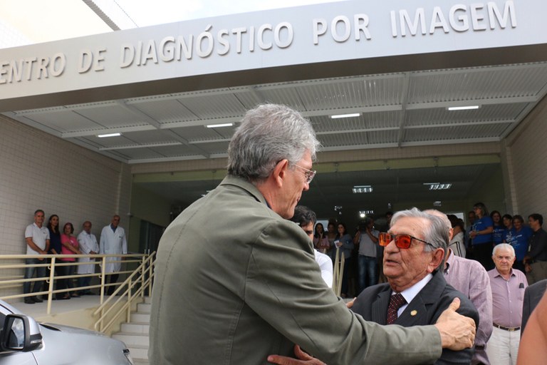 ricardo inaugura o centro de Imagem do Napoleão Laureano_foto francisaco franca (6).JPG