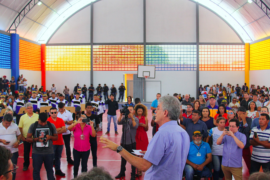 ricardo inaugura ginasio rodrigo emanuel em cabedelo_foto jose marques (2).jpg