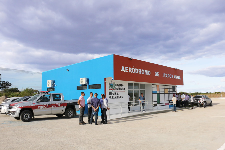 ricardo reforma o aerodromo de itaporanga_foto francisco franca (2).JPG
