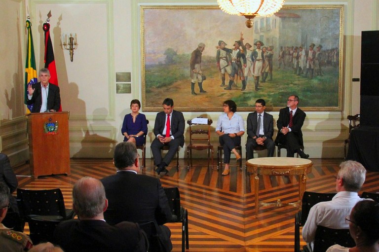 Transparência.jpg Transparência.jpg
