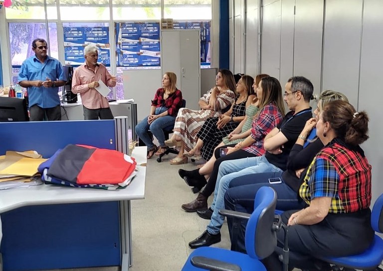 Comando de greve faz mobilização nas agência do INSS.jpg