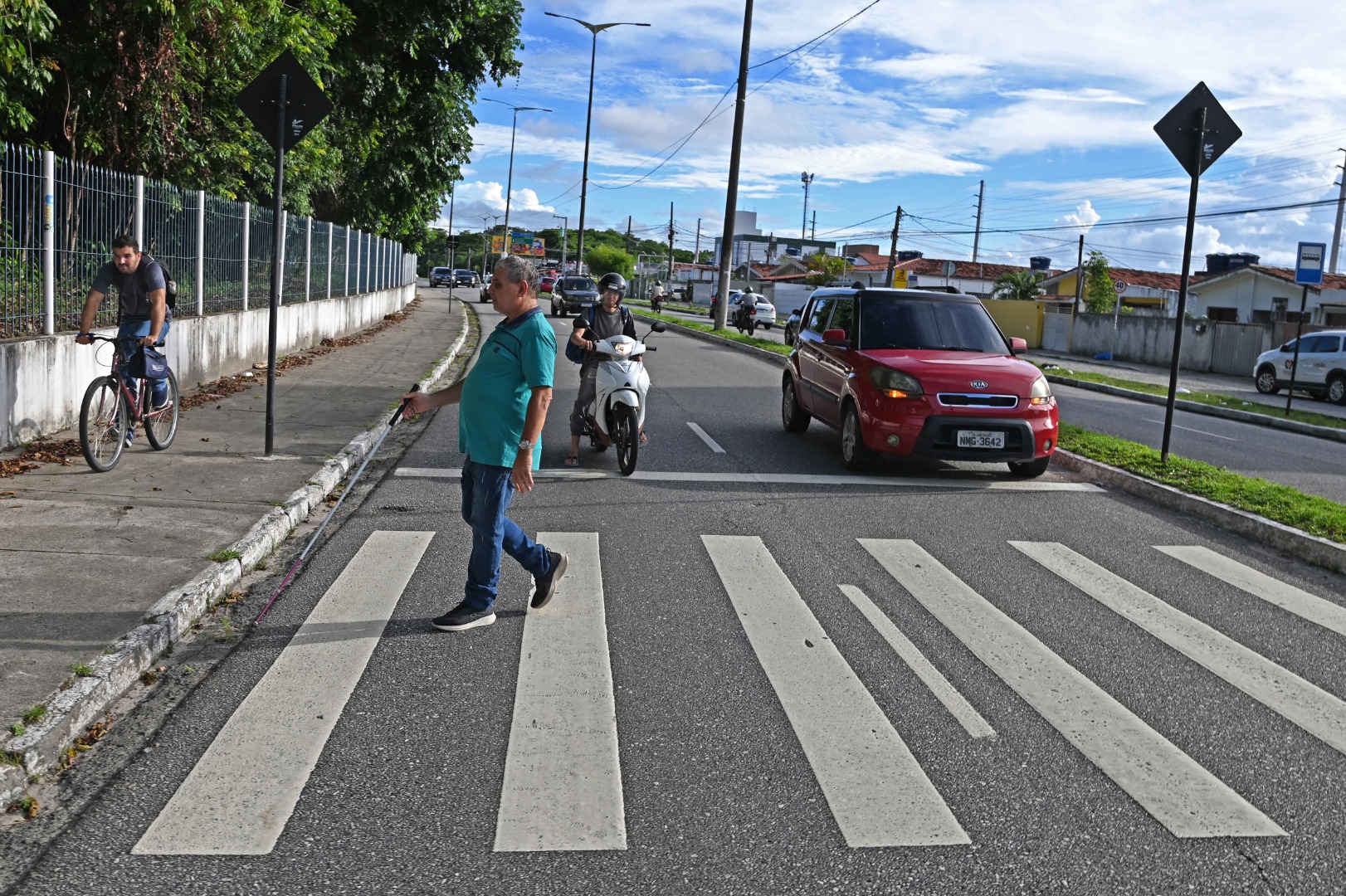2026.04.27 faixa sem acessibilidade_Gilvan dos Santos © Carlos Rodrigo (91).JPG