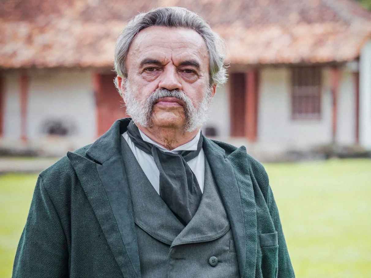 globo-nos-tempos-do-imperador-paulo-belote-jose-dumont.jpg
