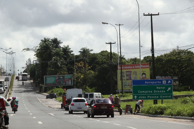 Tráfego na BR 230