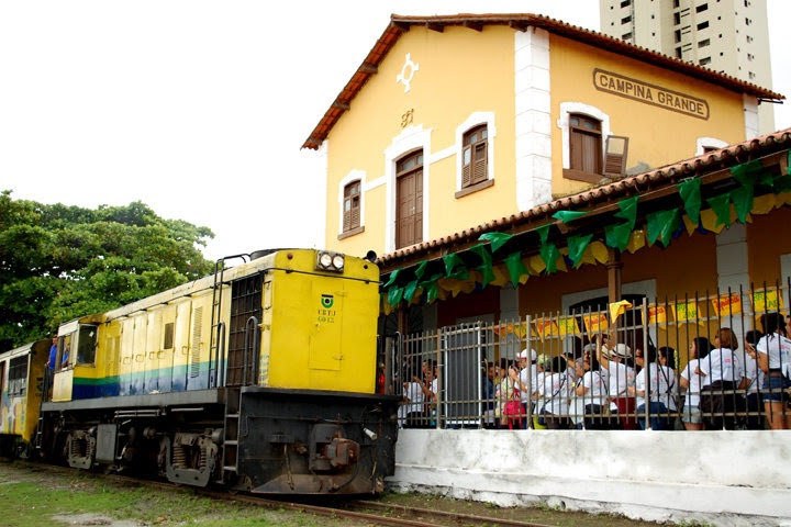 LOCOMOTIVA DO FORRÓ.jpg