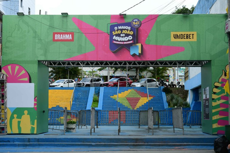2024.06.10 Polícia Militar se preocupa com superlotação do Parque do Povo, em Campina Grande - Entrada que foi alvo de invasão no último sábado © Julio Cezar Peres (11).jpg