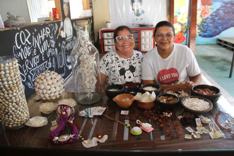 Aline Gouveia e Josiane Izidro_F. Evandro.JPG