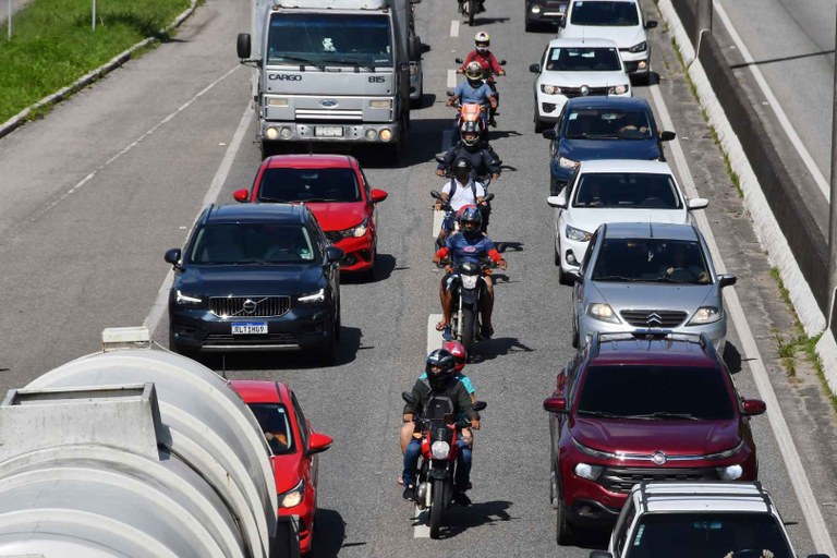 2023.07.28_motos no corredor © roberto guedes (77).jpg