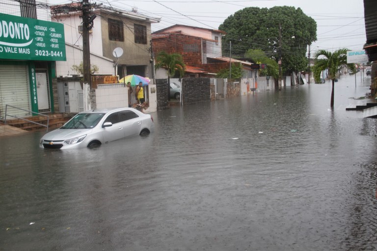 Chuvas alagamento João Pessoa © Evandro (2).JPG