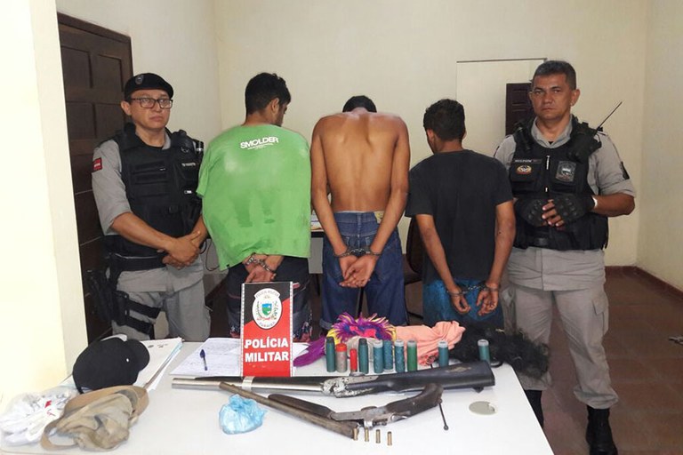 policia desarticula quadrilha suspeita de varios assaltos no litoral norte do estado (1) (1).jpg policia desarticula quadrilha suspeita de varios assaltos no litoral norte do estado (1) (1).jpg