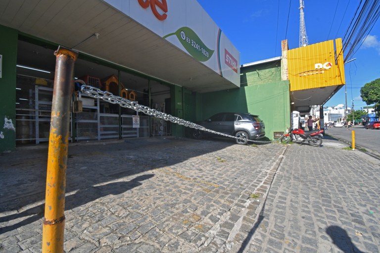 2025.03.24 estacionamento calçada rebaixada © Carlos Rodrigo (9).JPG