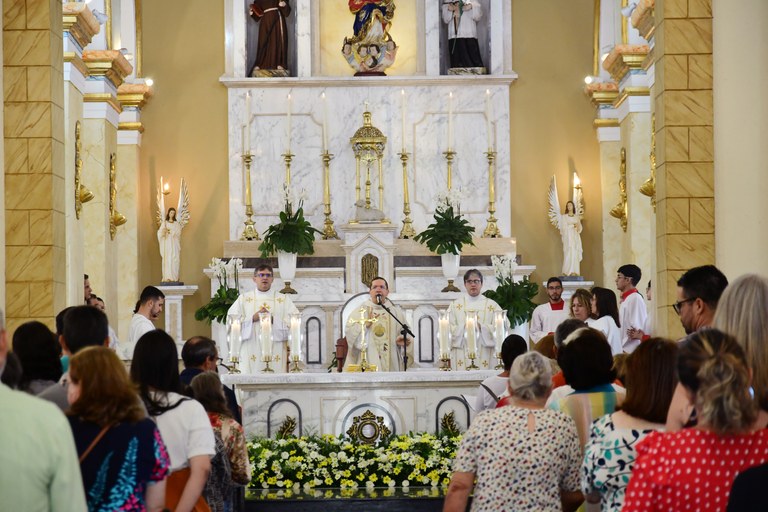 Missa na Catedral Nossa Senhora da Conceição foi acompanhada por cerca de 150 pessoas | Foto: Julio Cezar Peres Missa na Catedral Nossa Senhora da Conceição foi acompanhada por cerca de 150 pessoas | Foto: Julio Cezar Peres