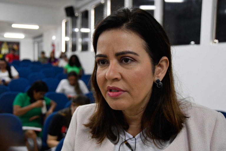 secretária-Pollyanna-Dutra.jpg