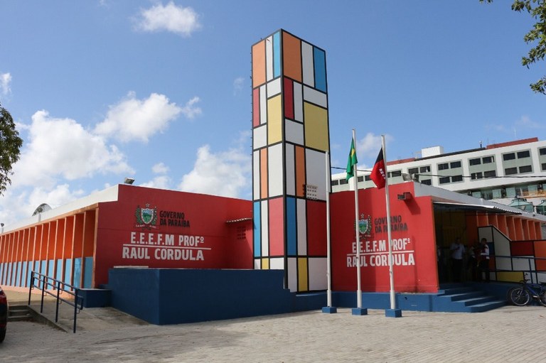 20-02-2018-F-escola-1.jpg