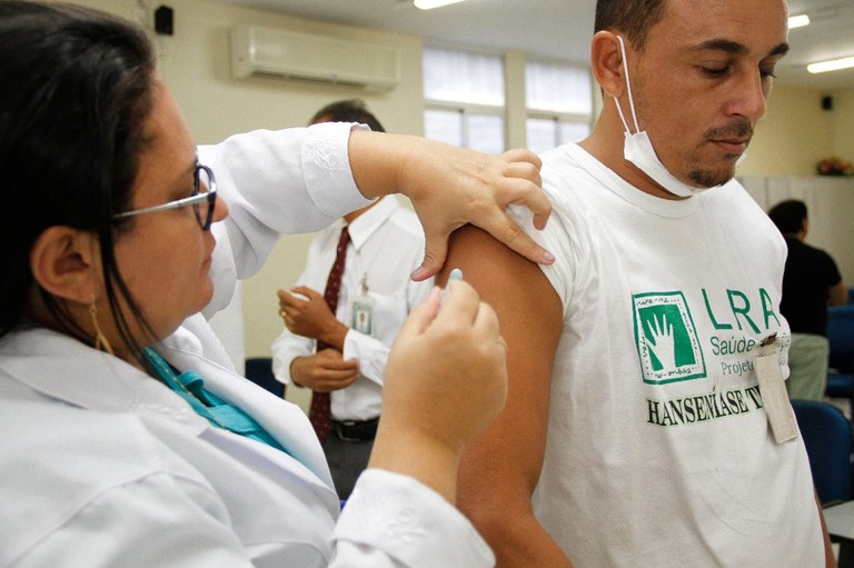 Vacinação Cotra Gripe_f.jpg